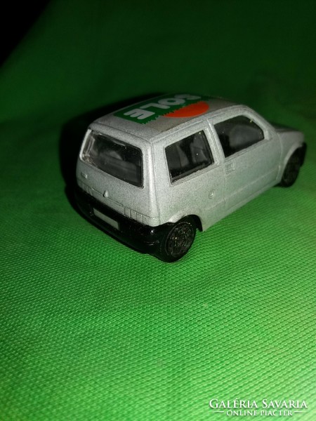 Régi olasz BURAGO FIAT SOLE kisautó 1:43 méretű fém modell játék autó a képek szerint