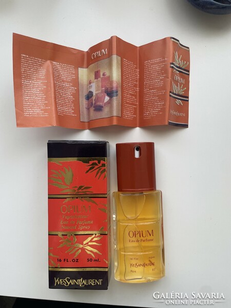 Yves Saint Laurent tele üveg parfüm