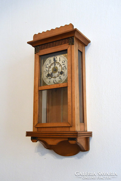 Wall clock, 24-hour movement, half strike, with 2 winders, xix/xx. S.