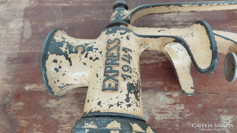 Salgótarján express grinder, the old iron