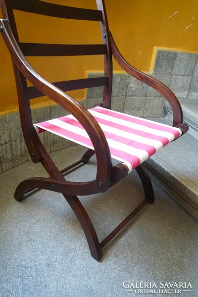 Antik pihenőszék kerti szék összecsukható karosszék békebeli nyugágyvászonnal