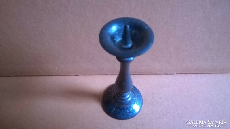 Pewter miniature - 09. Storage ornament or dollhouse accessory