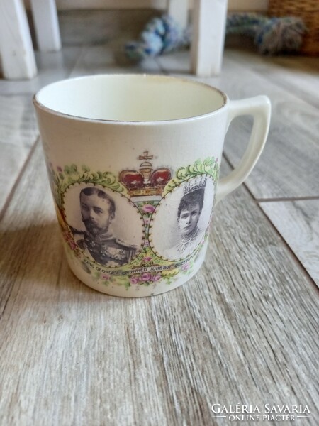 Fabulous Antique British Coronation Porcelain Commemorative Cup (1911)