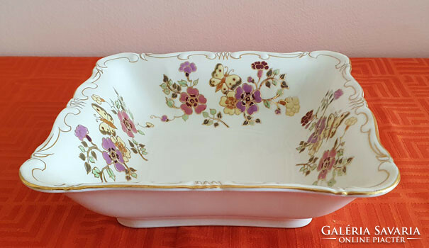 Zsolnay porcelán tésztás - köretes tál pillangó mintával, aranyozott peremmel