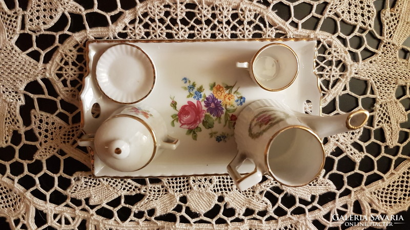 For a dollhouse, children's toy coffee set for 1 person, with tray, crow's house, zsolnay? Maybe