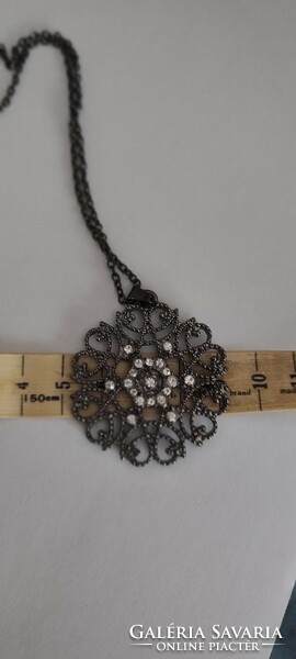 Antique silver necklace with pendant