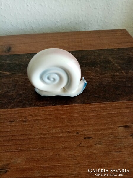 Aquincum aquazur porcelain snail