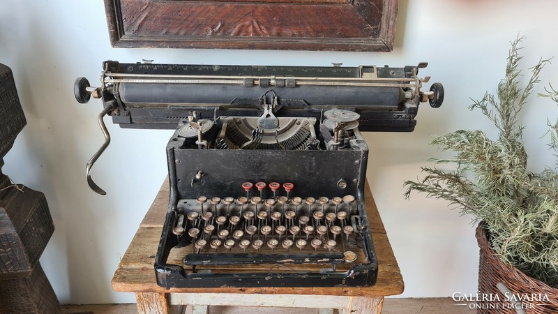 Remtor antik írógép