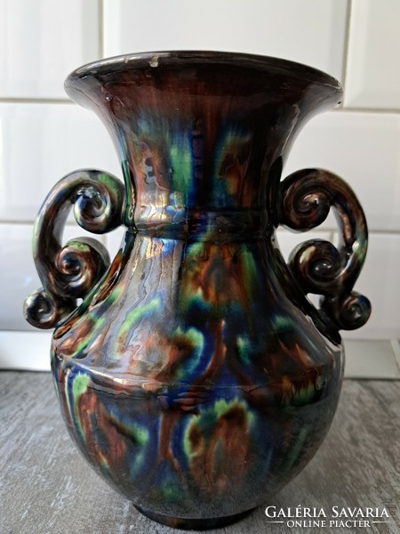 Ceramic vase by Balázs Badár Jr