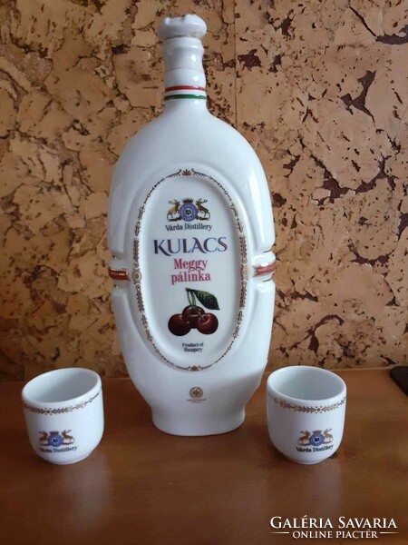Hollóháza cherry brandy water bottle with 2 glasses
