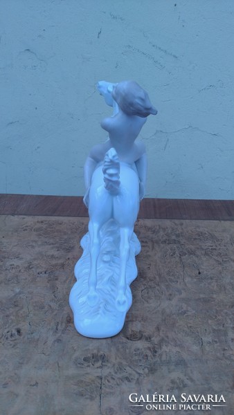 Wallendorf porcelain figure (flawless)
