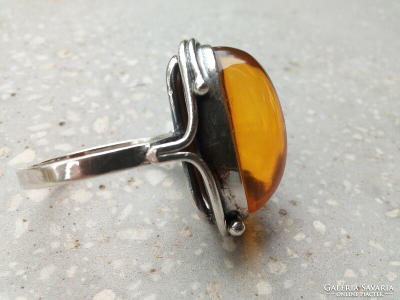 Silver ring with amber (240331)