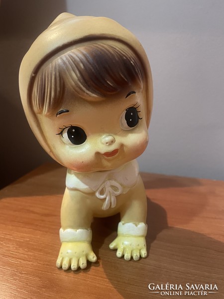 Retro Biserka art 971 nagyszemű gumibaba