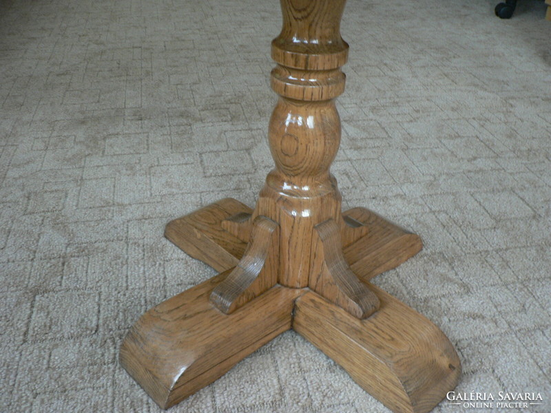 Oak smoking table