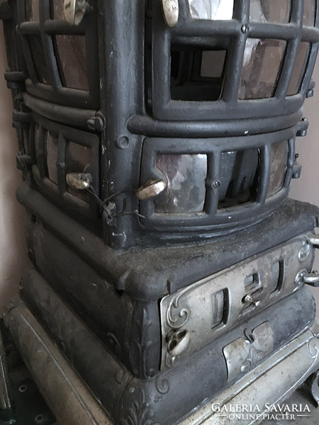 Mary-glazed cast iron stove, chrome-plated surface, xix. S.