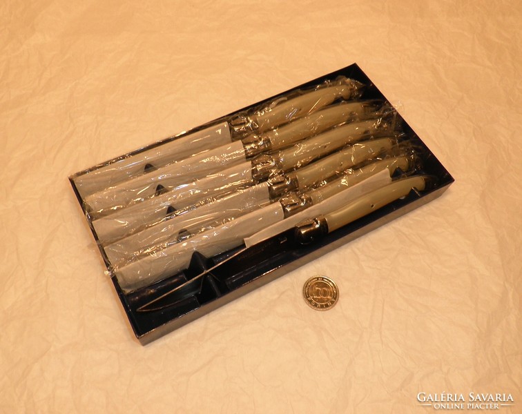 Laguiole steak knife set of 6 pieces. Uncut!