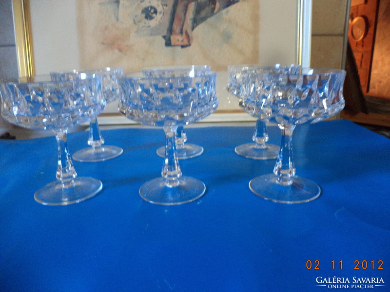 Very nice lead crystal champagne glasses! 7.