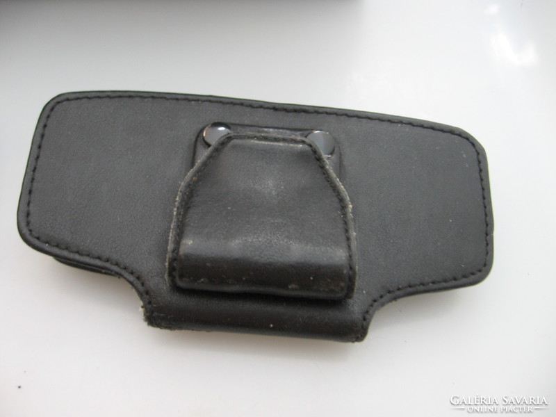 Horizontal, magnetic, small phone case that can be placed on a belt