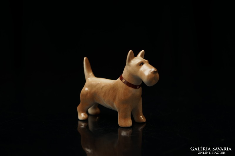 Retro porcelain dog figure / dog / retro old