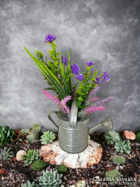 Renata flower pot
