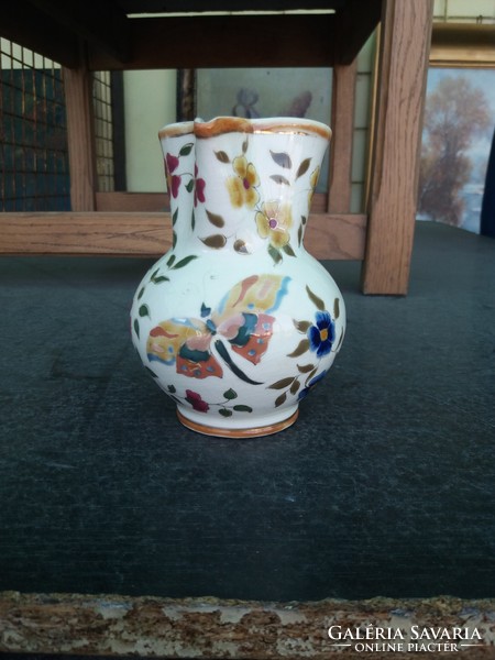 Zsolnay vase.