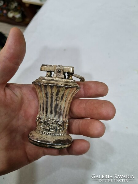 Old Ronson table lighter