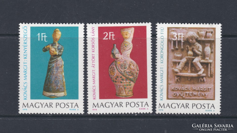 Margit Kovács ceramics 1978. ** Stamp line
