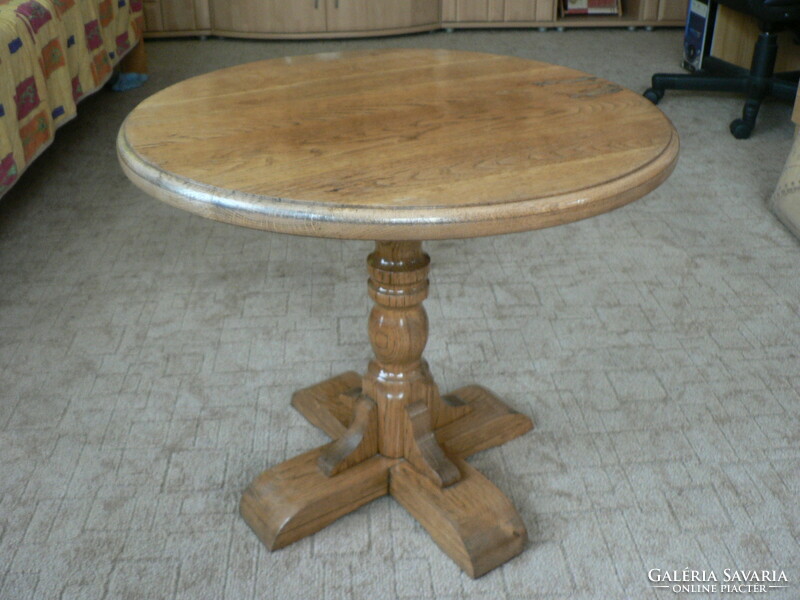 Oak smoking table