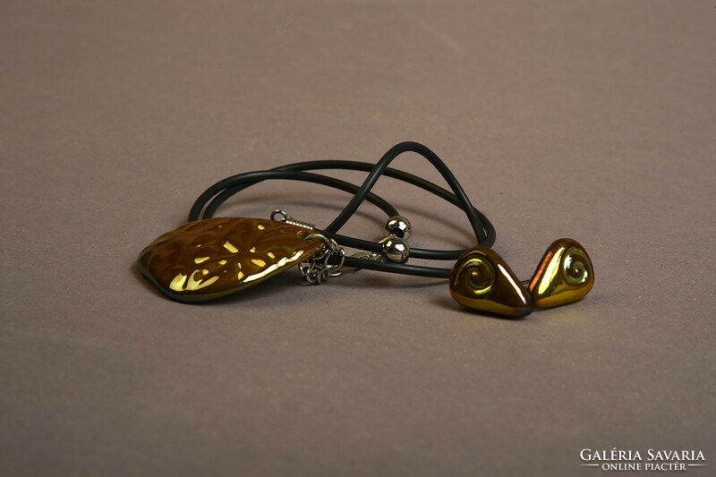 Zsolnay eozin jewelry, pendant on leather strap + earrings