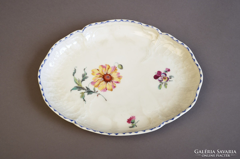 Antique flower pattern kpm small plate with rocaille border, xx. No. Beginning