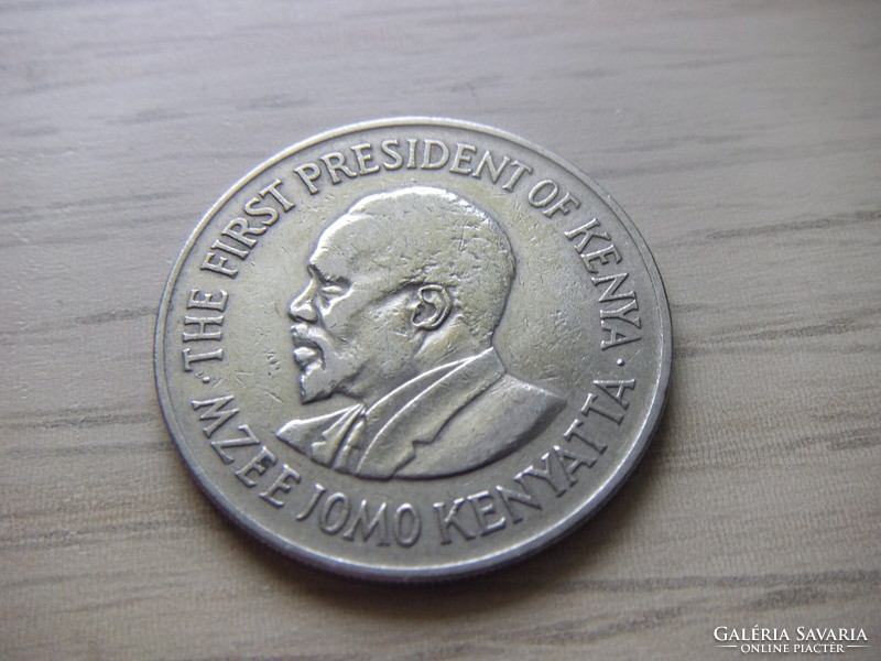 1    Shilling       1973     Kenya