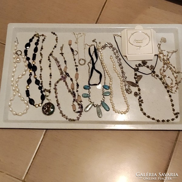 Silver jewelry package for Melinda