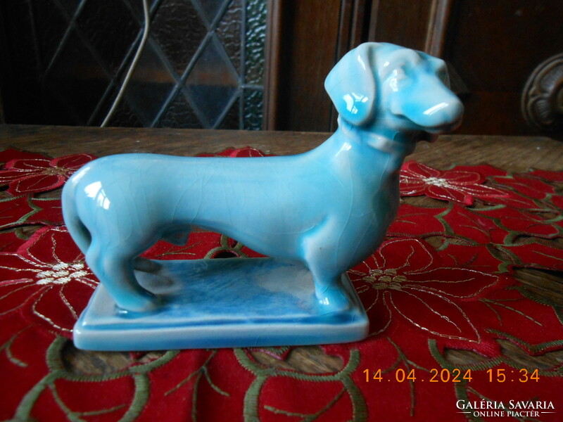 Zsolnay base glaze dachshund