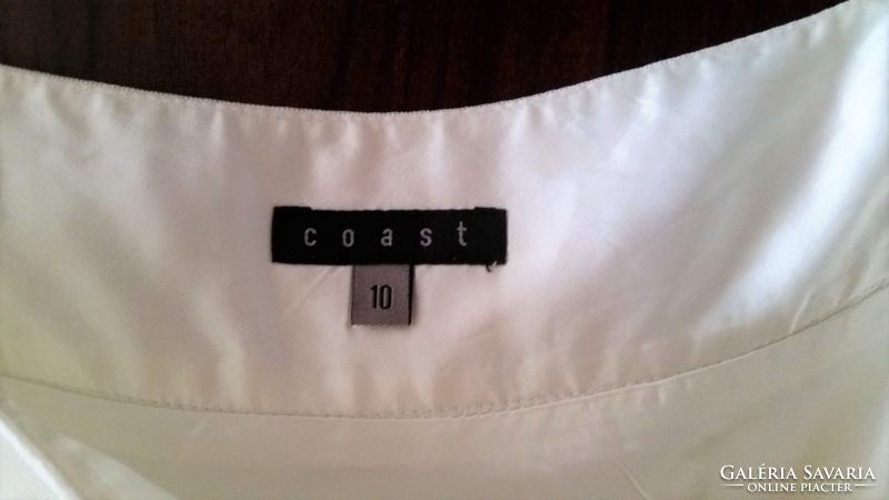 Coast márkájú, 10-s méretű, ekrű színű, gépi hímzett alkalmi szoknya