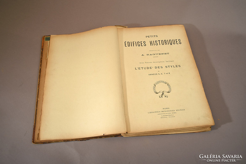 A.Raquanet: Petits Édifices Historiques, Librairies-Imprimeries Réunies, Paris, 1897, francia építés