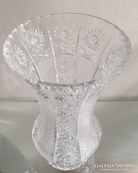 HATALMAS gyönyörű,csiszolt kristály váza 25 CM