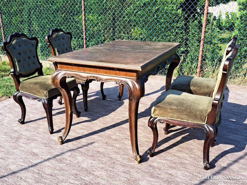 Antique baroque dining table with 4 velvet upholstered chairs