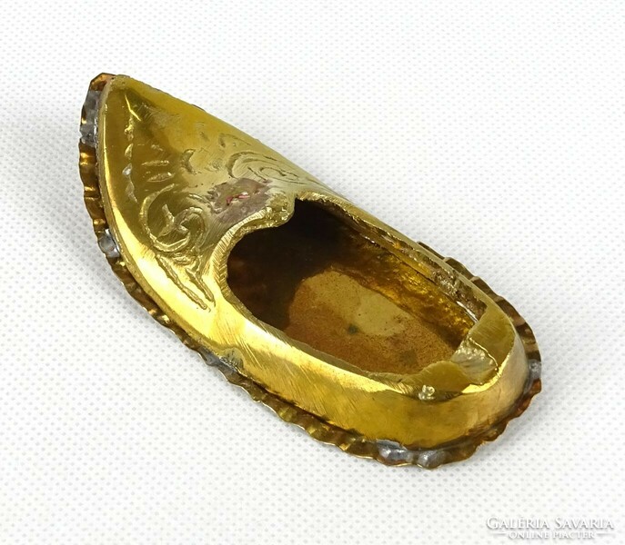 1A971 decorative oriental shoe-shaped copper ashtray 8.5 Cm