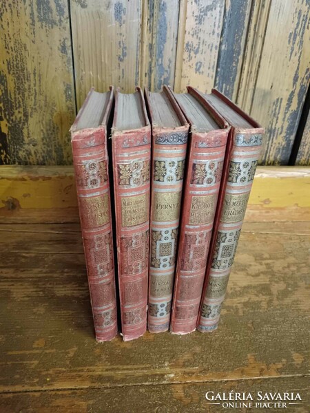 Mikszáth sorozat 5 kötete egyben, 20. század elejei, vászon kötésben, viszonylag jó állapotban