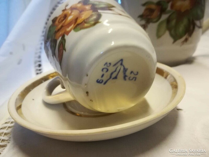 Porcelán /orosz/ mokkás kanna két csészével