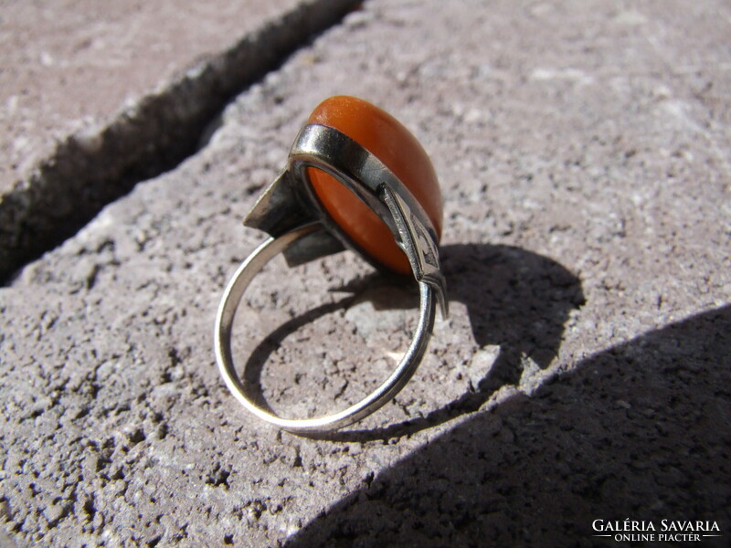 Silver ring with amber (230409)