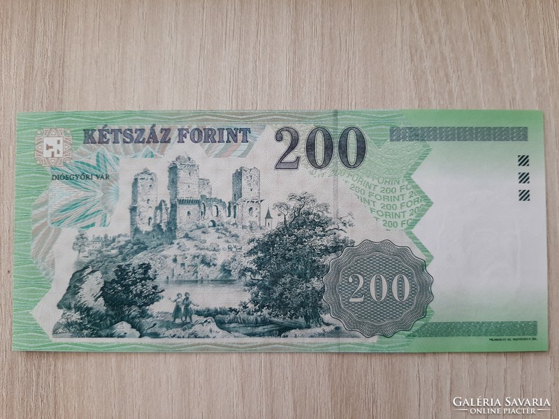 200 forint bankjegy FC sorozat 2001 ropogós bankjegy UNC