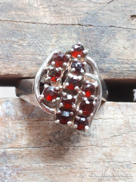 Silver ring with almandine (240414)