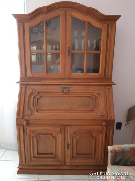 Wooden furniture for sale together in Debrecen