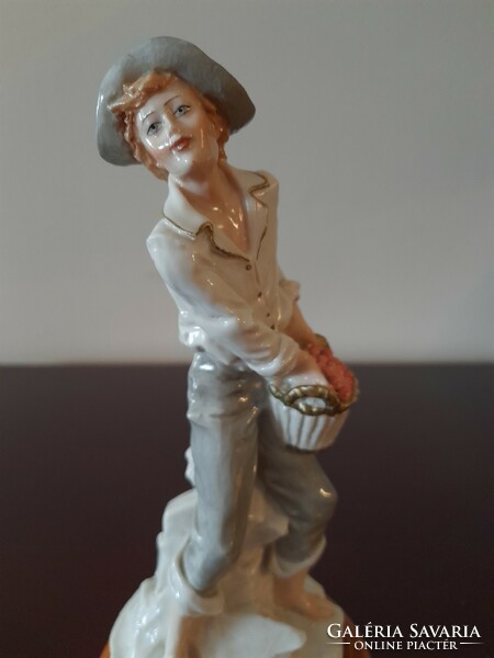 Italian porcelain figure