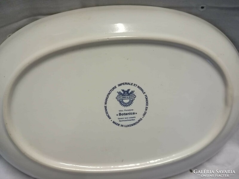 Villeroy&boch tray with handles 