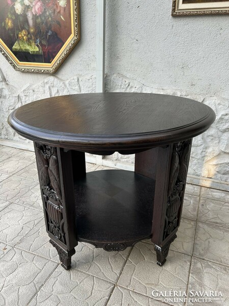 Antique unique carved Transylvanian salon/card table from the xx. From the beginning of the century