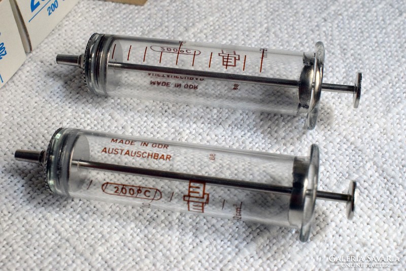 Old glass syringe, mlw unirecord 77, unused factory condition 1pc. , 11.7 X 3.3 cm , 20cm3 gdr