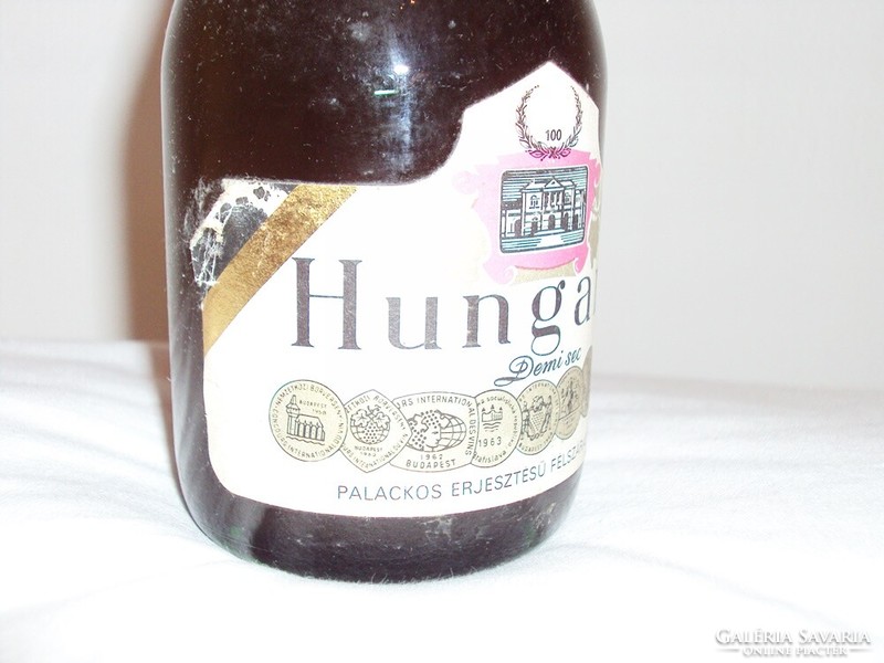 Retro Hungarian sparkling glass bottle - December 10, 1980. Date for birthday! Unopened, rarity