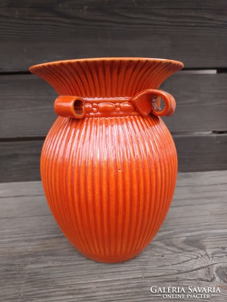 Retro ceramic vase. 21 cm high orange